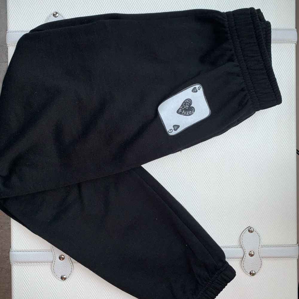 BLACK CARD SWEATPANTS!!